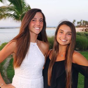 Meet your Posher, Ella